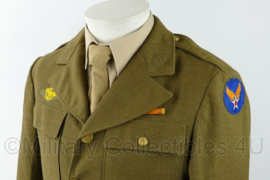 WO2 US Army Air Force Corporal Class A jacket april 1941 met medal bar - maat 37L = NL maat 47 Long - origineel