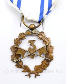 Belgische 3e Regiment medaille - afmeting 8,5 x 4 cm - origineel