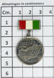 Hongaarse medaille Erdemes Tarsadal MI Munkas - 4,5 x 2,5 cm - origineel