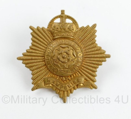 Britse WO2 cap badge Hampshire Regiment - Kings Crown - 4,5 x 4,5 cm - origineel