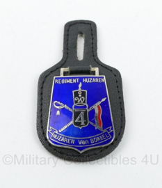 Defensie Regiment Huzaren van Boreel borsthanger - 8 x 4 cm - origineel