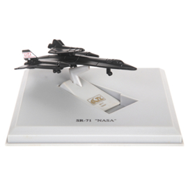 NASA SR-71 Blackbird die cast metal model