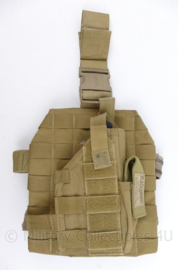 Blackhawk Leg Panel MOLLE met holster coyote - 22 x 43 cm - origineel