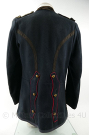 Franse dolman met kepie, giberne en foto van Caporal musicien van École d'Artillerie de La Fère - maat Medium - gedragen - origineel