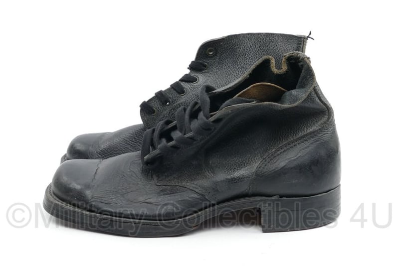 Britse WO2 model lederen schoenen met lederen zool - meerdere maten - origineel