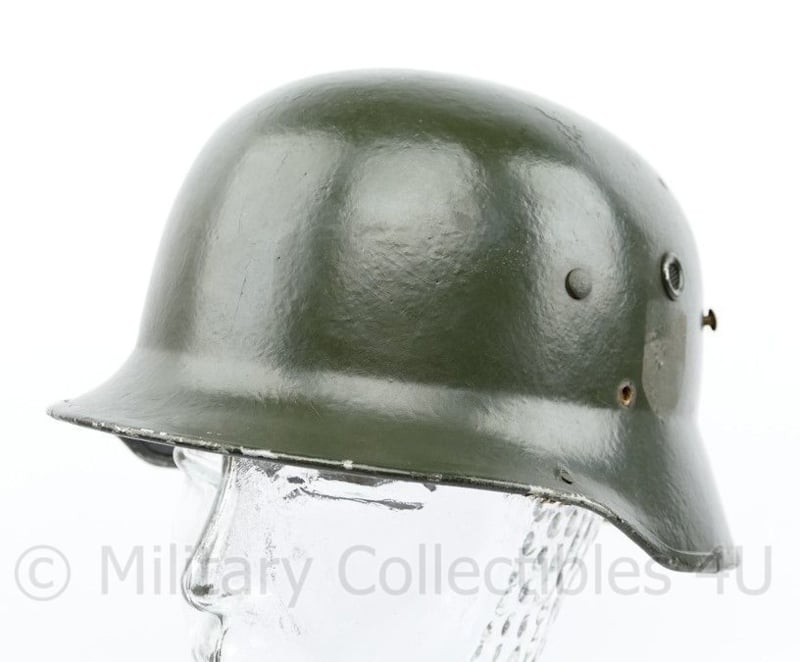 ga winkelen Academie Absorberen Replica WO2 Duitse helm omgebouwde naoorlogse fiber helm - maat 58 | Helmen  | Military Collectibles 4U