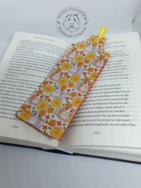 Boekenlegger Cavia Oranje en Gele Bloemen