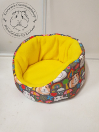 Snuggle bed  " Cavia Print Huisje Boompje Beestje "