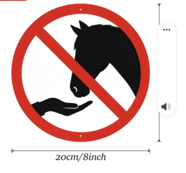 Rond metalen bord " paarden niet voeren "