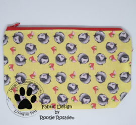 Handgemaakte etui / make up / toilet tas  Cavia Aardbei Geel Roosje Rosalie®