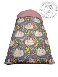 Handgemaakte Slaapzak Deluxe  " Cavia Print Colored Feathers "