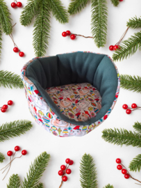 Snuggle bed  " Cavia Print  KERST kerstballen"