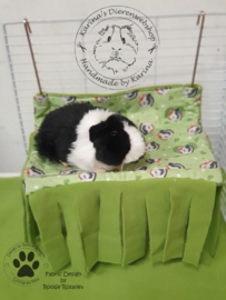 Schuil Hangmatje " knaagdier " XL ... Cavia Hartjes & Bloemetjes groen van RoosjeRosalie ®