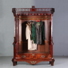 Antieke kast / Hollands Louis Seize / neoclassicistisch   garderobe kabinet met roede en haken ca. 1790 (No.680121)