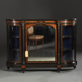 Antieke kast / Victoriaanse credenza ca. 1875 zwart gepolitoerd met noten accenten,  1 spiegeldeur en 2 kwartronde vitrinedeuren (No.432241)