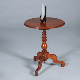 Ronde Willem III wijntafel op driesprant met geprofileerd blad ca 1860 (No.450325)