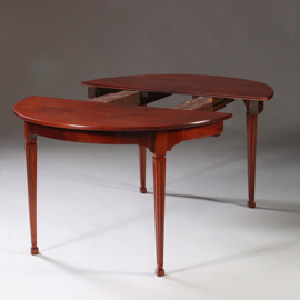 Hollandse smalle coulissentafel Louis Seize ca 1800 in mahonie op tapse poten (No.922850)