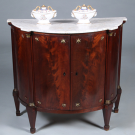 Franse Empire demi lune buffet in mahonie met bloemmahonie ca 1810 (No.431520)