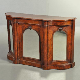 Antieke kast / Victoriaanse serpentien credenza ca. 1850 wortelnoten (No.212251)