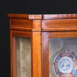 Antieke kast / Hollandse vitrinekast Louis Seize  stijl ca. 1880 notenhout met inlegwerk (No.662721)