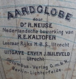 Antiek varia / wereldbol / Aardglobe Nederlandse uitvoering van voor 1914 (No.98242)