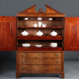 Antieke kast / Hollands blond bloemmahonie Louis Seize kabinet ca. 1795 (No.652657)