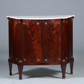 Franse Empire demi lune buffet in mahonie met bloemmahonie ca 1810 (No.431520)