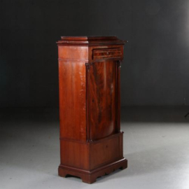 Antieke kast / Mahonie met bloemmahonie 1-deurskastje / drankenkastje ca. 1840 (No.591034)