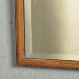 Antieke spiegels / Soester schouwspiegel ca. 18 in90 met bijzonder fraaie geslepen facet (No.310821)