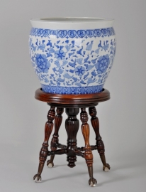 Antieke bijzettafels / Kruk in noten op gebronsde klauwpoten op glazen bolletjes USA 1880 (No.86477)