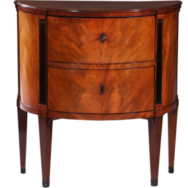 Demi lune commode mahonie met ebbenhout op strakke tapse pootjes (No.962620)