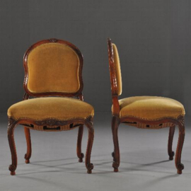 Antieke stoelen / Stel van 8 zeer comfortabele 19e eeuwse Louis Quinze stoelen inclusief bekleding naar wens (No.960561)