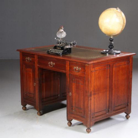 Antiek bureau / Engels Edwardian bureau met groen leer ca. 1900 notenhout (No.721315)