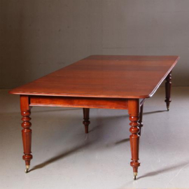 Antieke tafel / Victoriaanse mahonie pull out table ca. 1865 met vier inlegbladen in smetteloos mahonie (No.MMTN01)