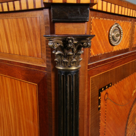 Fantastische satijnhouten Louis XVI secretaire met zijdeuren en fabelachtig inlegwerk ca 1795 (No.260655)