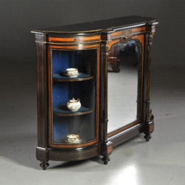 Antieke kast / Victoriaanse credenza ca. 1875 zwart gepolitoerd met noten accenten,  1 spiegeldeur en 2 kwartronde vitrinedeuren (No.432241)