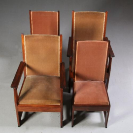 Antieke stoelen / Stel van 4 grote Art Deco zetels waarvan 2 met leuningen (No.722113)