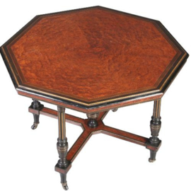 Antieke tafel / Achtkantige Napoleon III salontafel in noten met zwart (No.571037)