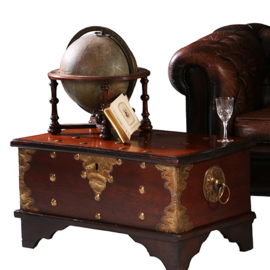 Kleine koloniale Compagniekist of documentenkist met alarmbel in het slot ca 1700 (No.211720)