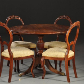 Antieke stoelen / Stel van 4 elegante Zweedse eetkamerstoelen ca. 1870   (No.450218)
