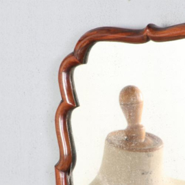 Antieke spiegel / Soesterspiegel uiterst eenvoudig én uiterst elegant noten va. 1800 (No.521408)