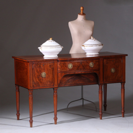 Regency sideboard in bloemmahonie met ebbenhout en brons ca 1825 (No.222145)