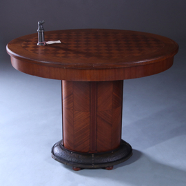 Art and Craft mahonie bijzettafel met blokmozaïek blad en brons beslagen voet ca 1890 (No.222175)
