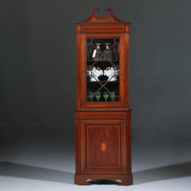 Smalle Regency hoekkast met afneembaar kroontje ca 1815 mahonie met inlegwerk (No.283015)