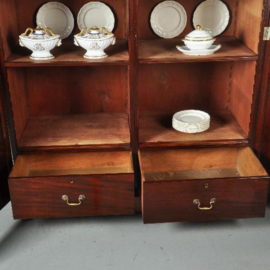 Antieke kast / Victoriaanse mahonie 2-deurskast ca. 1865 deels beglaasd met veel planken (No.513031)
