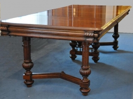 Antieke tafel / Franse coulissentafel in notenhout uitschuifbaar tot een lengte van 4,30 m. (No.474026)