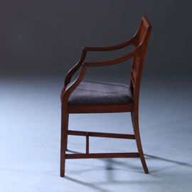 Stel van 8 antieke stoelen ca 1890 2 met armleuningen incl. herstoffering naar wens (No.231605)