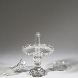 Piece de milieu of tafelstuk / centerpiece 3 etages in kristal ca 1860 (No.422051)