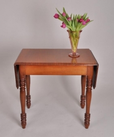 Antieke bijzettafels / Sidetable / flappentafel / hangoortafel Willem III mahonie ca.1870 (No.86452)