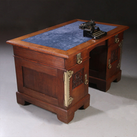 Art Nouveau Bureau met brons beslag en armstoel  incl stof en leer naar wens (No. 211115)